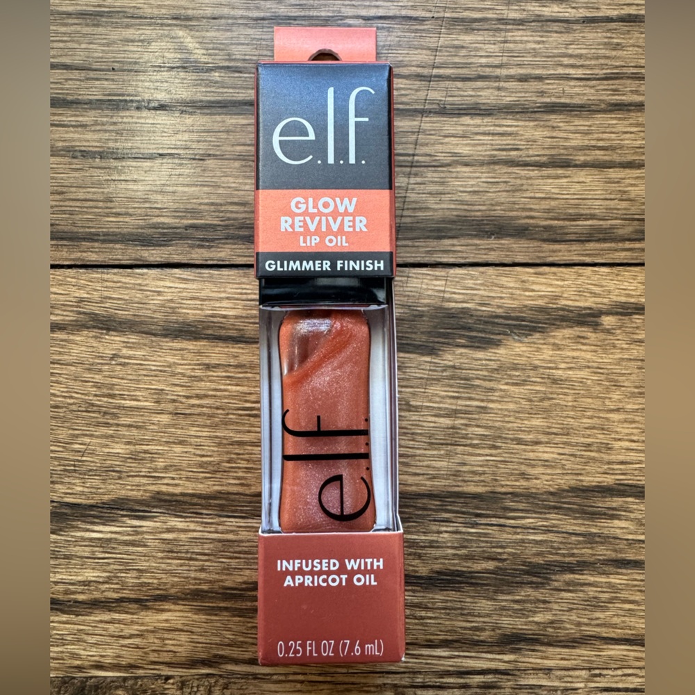 e.l.f. Glow Reviver Lip Oil Infused with Apricot Oil Glimmer Finish NIB